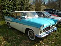 Simca Chambord (de 1960)(Jarrie, 2019-03) (1)